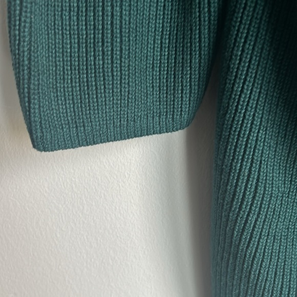 Old Navy Green Cardigan - Picture 4 of 10